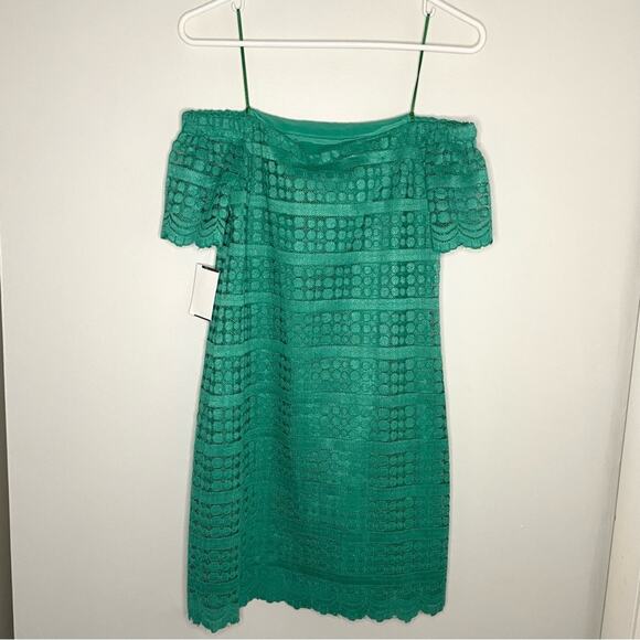 NWT New Trina Turk Merengue Off Shoulder Lace Dress in Aqua Size XS - Picture 9 of 9